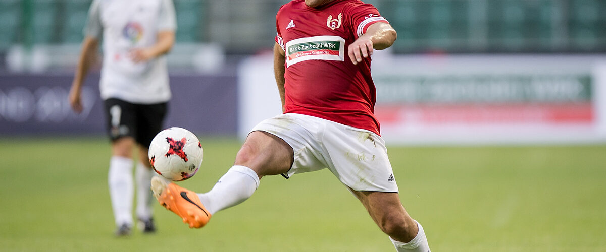 Świerczewski kontra EA Sports: Bitwa o okładkę FIFA '93 4 Piotr Świerczewski