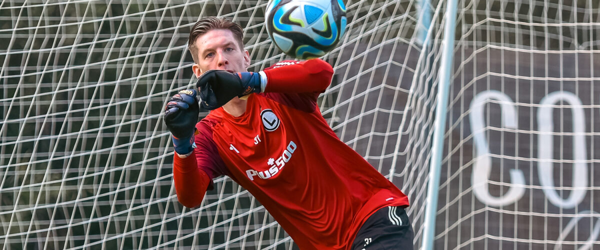 Cezary Miszta przedstawiony jako zawodnik Rio Ave 4 Cezary Miszta