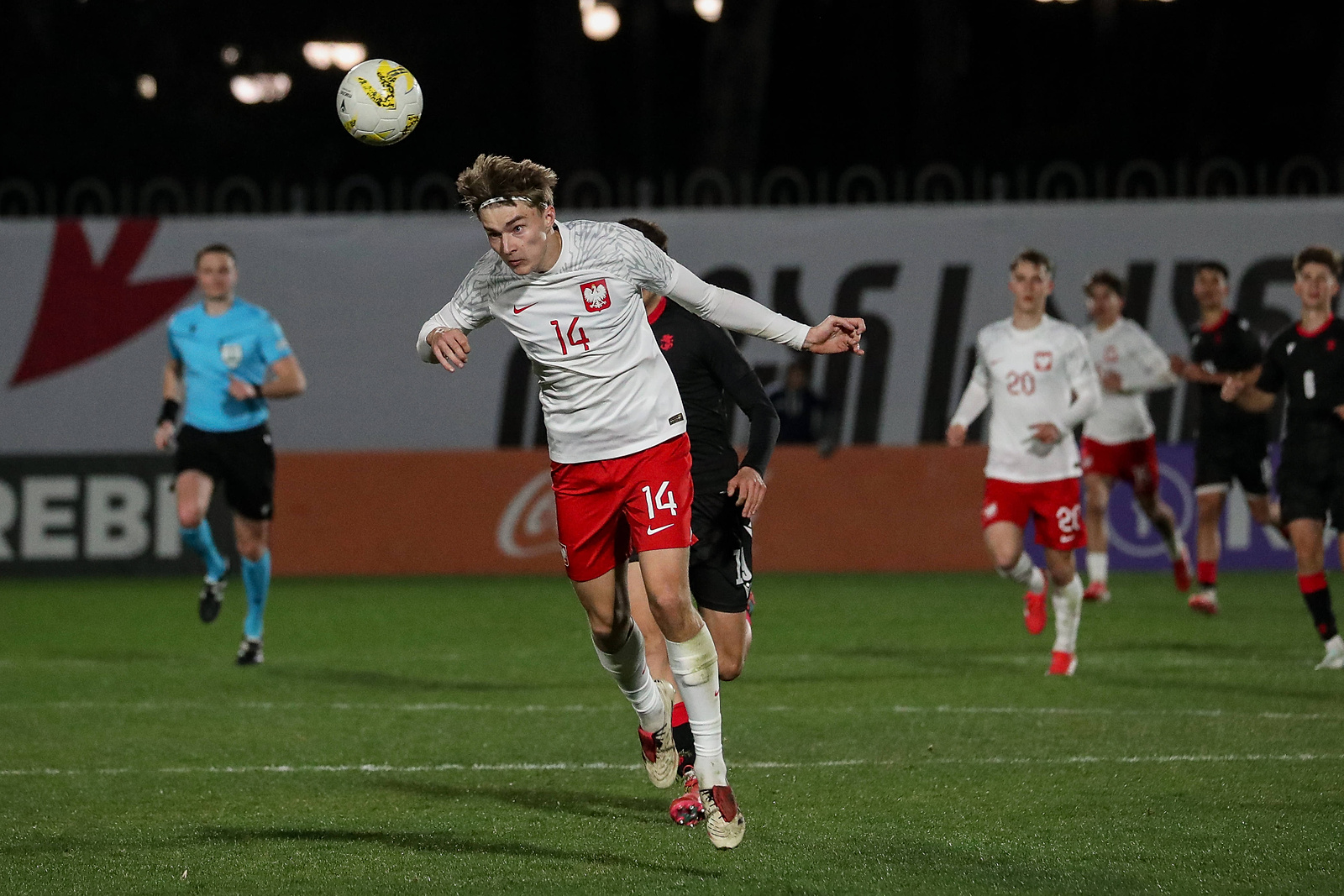 Mainz stawia na Polaka! Nowy kontrakt dla Potulskiego 1 Potulski