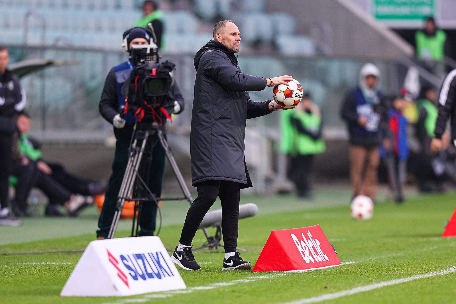 Śląsk Wrocław podjął decyzję w sprawie Ante Simundzy. Klub uspokaja: „Nie ma tematu zwolnienia” 1 Simundza